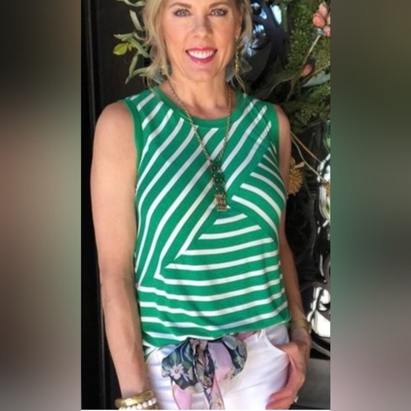 CAbi Tops - CABI 5758 Amelia TOP